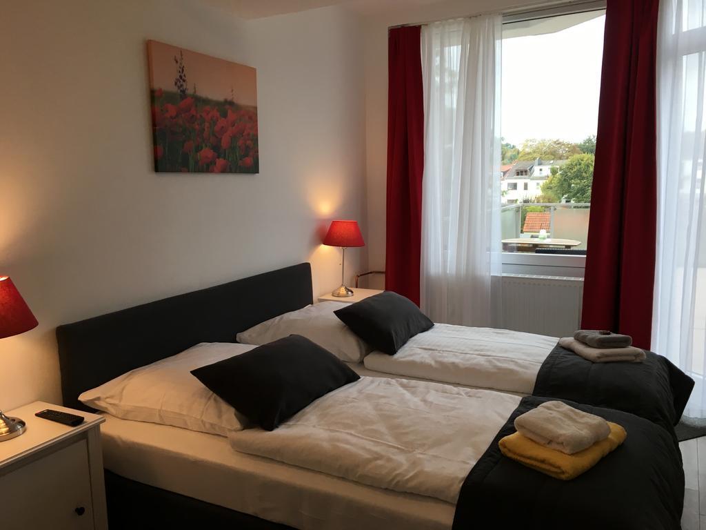 Boutique Hotel Krone - "Weser Perle" Бремен Екстериор снимка
