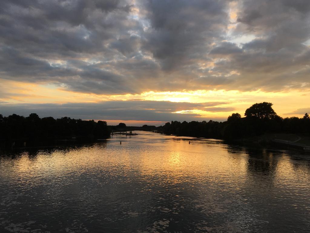 Boutique Hotel Krone - "Weser Perle" Бремен Екстериор снимка